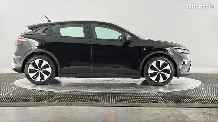 Renault Megane 2023 photo 4