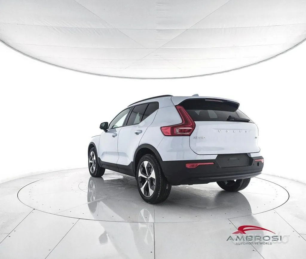 Volvo Xc40 2026 photo 4