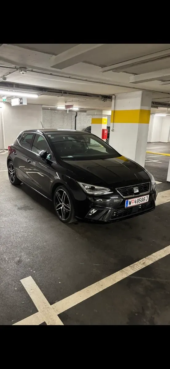Seat Ibiza 2023 photo 3
