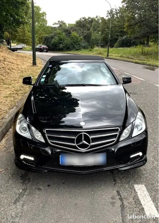 Mercedes-Benz E-Class 2011 photo 2