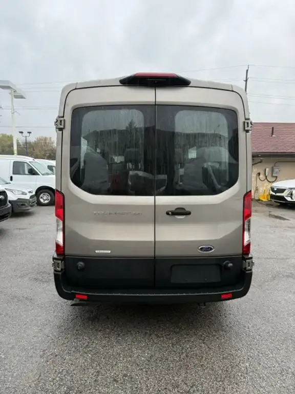 Ford Transit Passenger Wagon 2020 photo 3