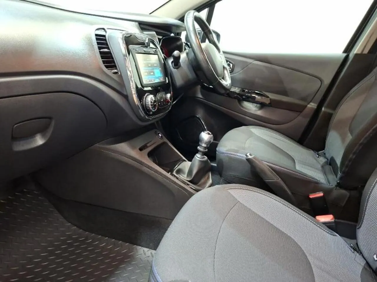 Renault Captur 2017 photo 5