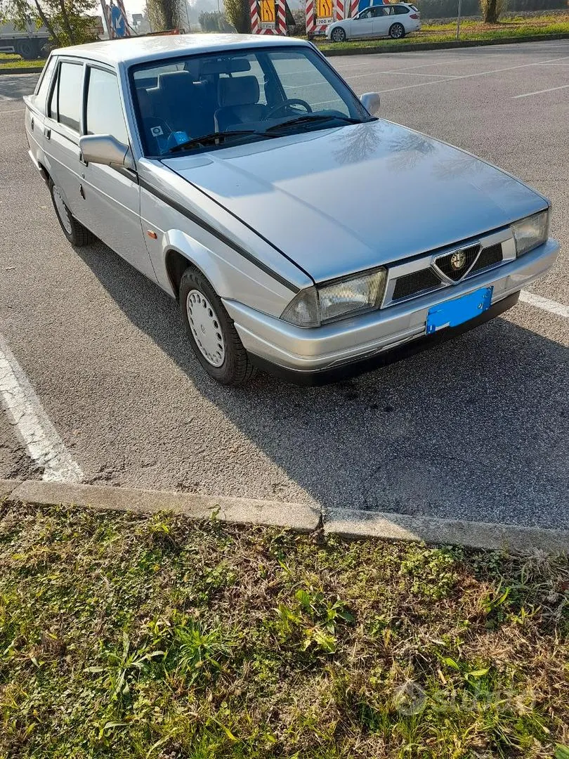 Alfa Romeo 75