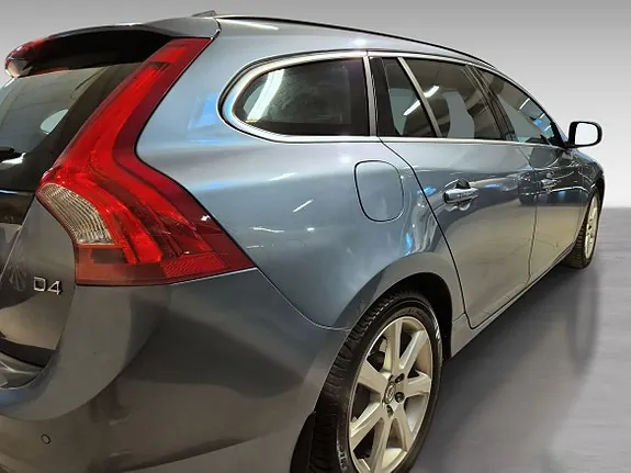 Volvo V60 2017 photo 5
