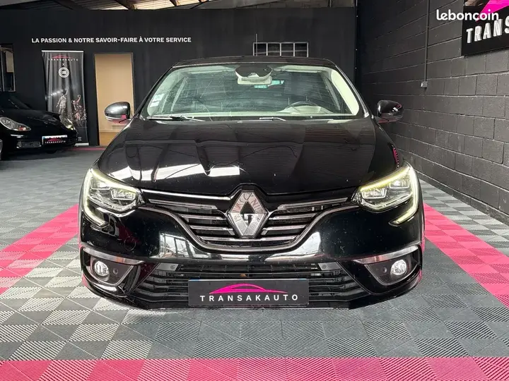Renault Megane 2019 photo 2