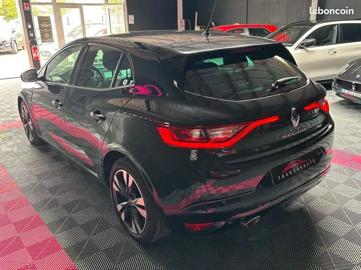 Renault Megane 2019 photo 5