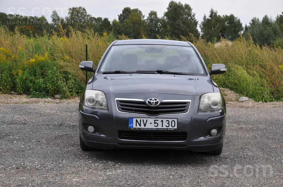 Toyota Avensis 2006 photo 2