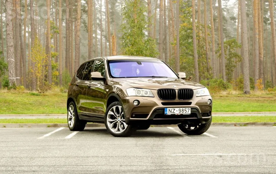 BMW X3 2012 photo 2