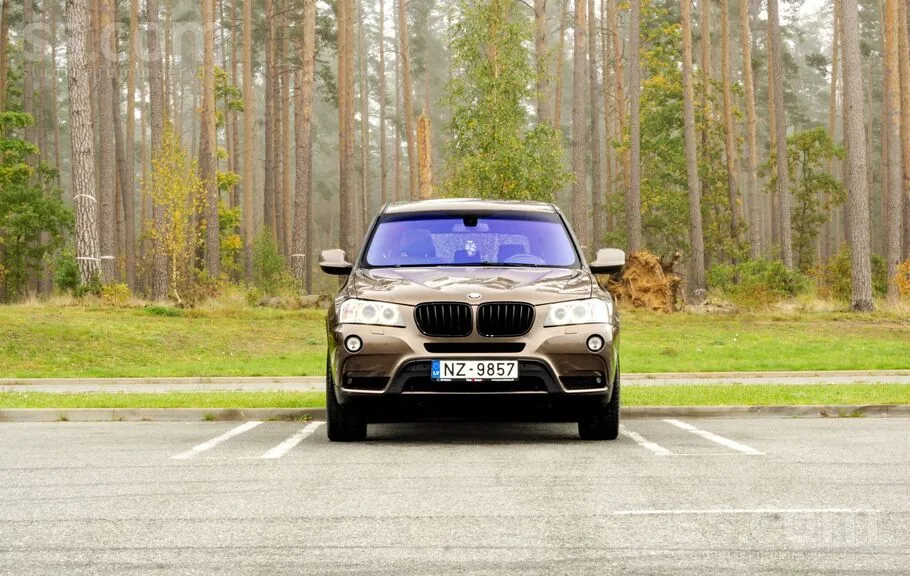 BMW X3 2012 photo 3