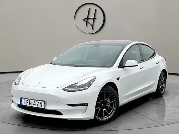 Tesla Model 3 2021 photo 2