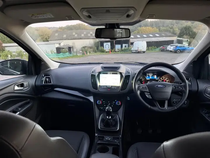 Ford Kuga 2017 photo 2