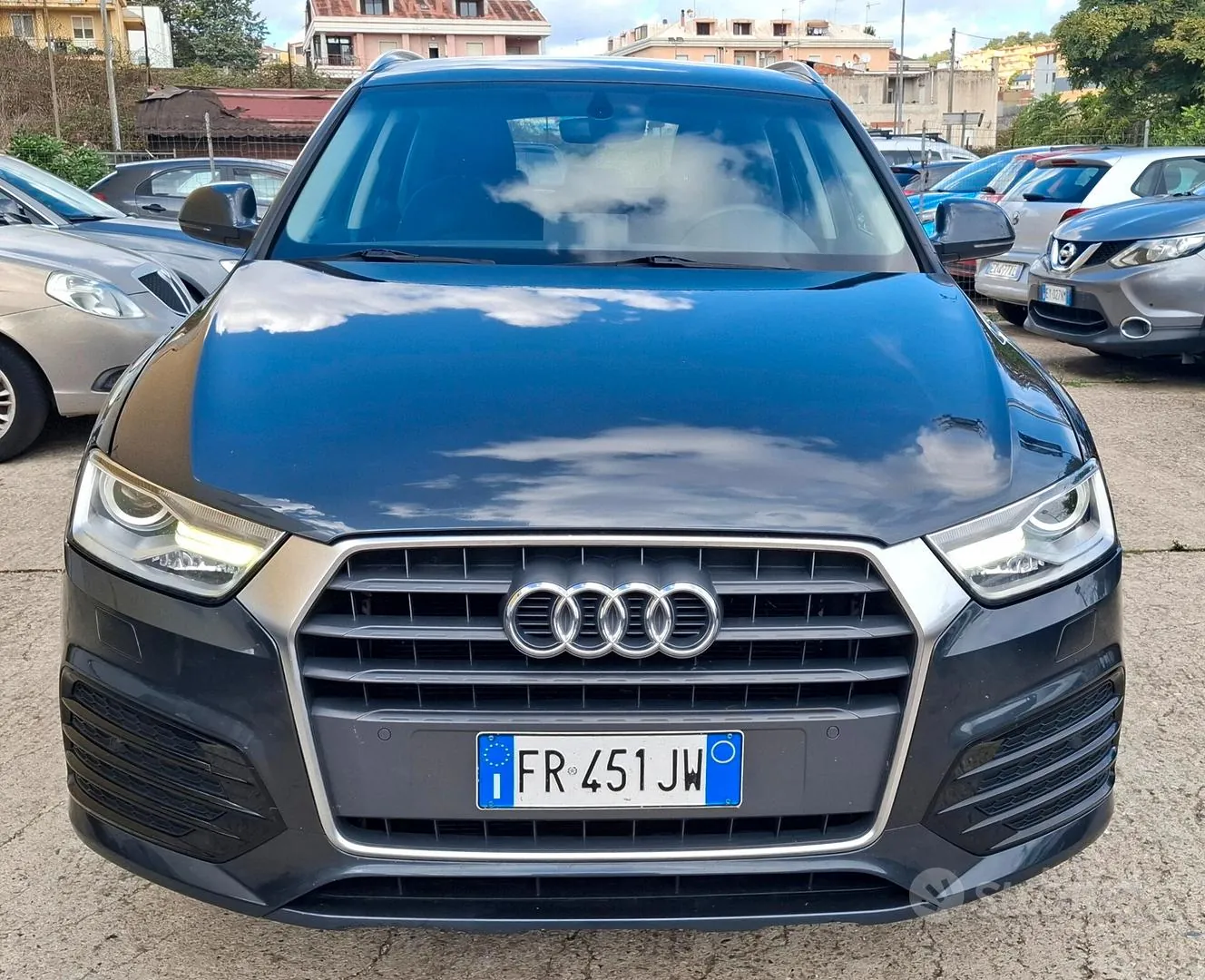 Audi Q3 2018 photo 2