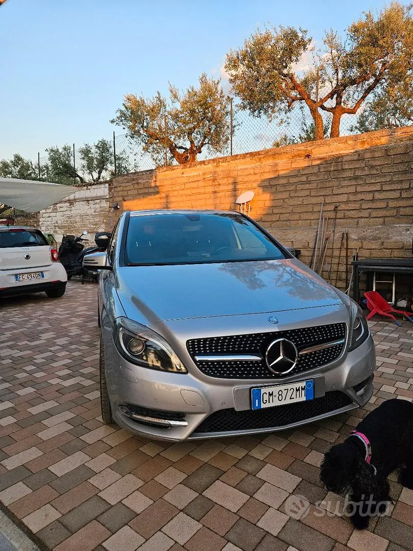 Mercedes-Benz B-Class 2012 photo 4