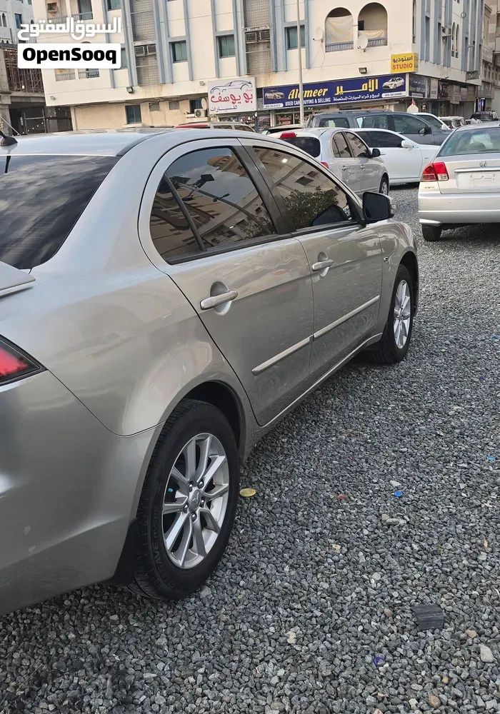 Mitsubishi Lancer 2015 photo 5