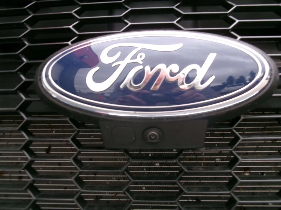 Ford Transit 2025 photo 4