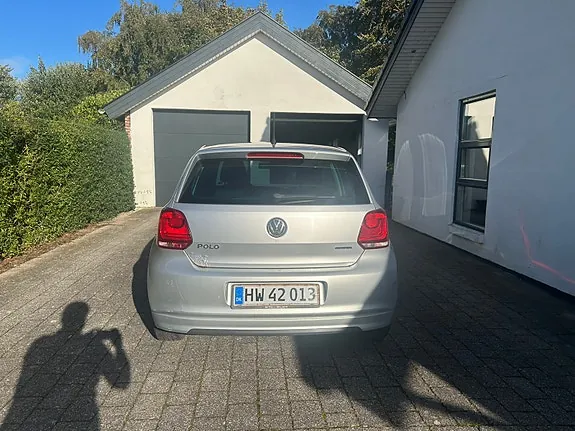 Volkswagen Polo 2012 photo 4
