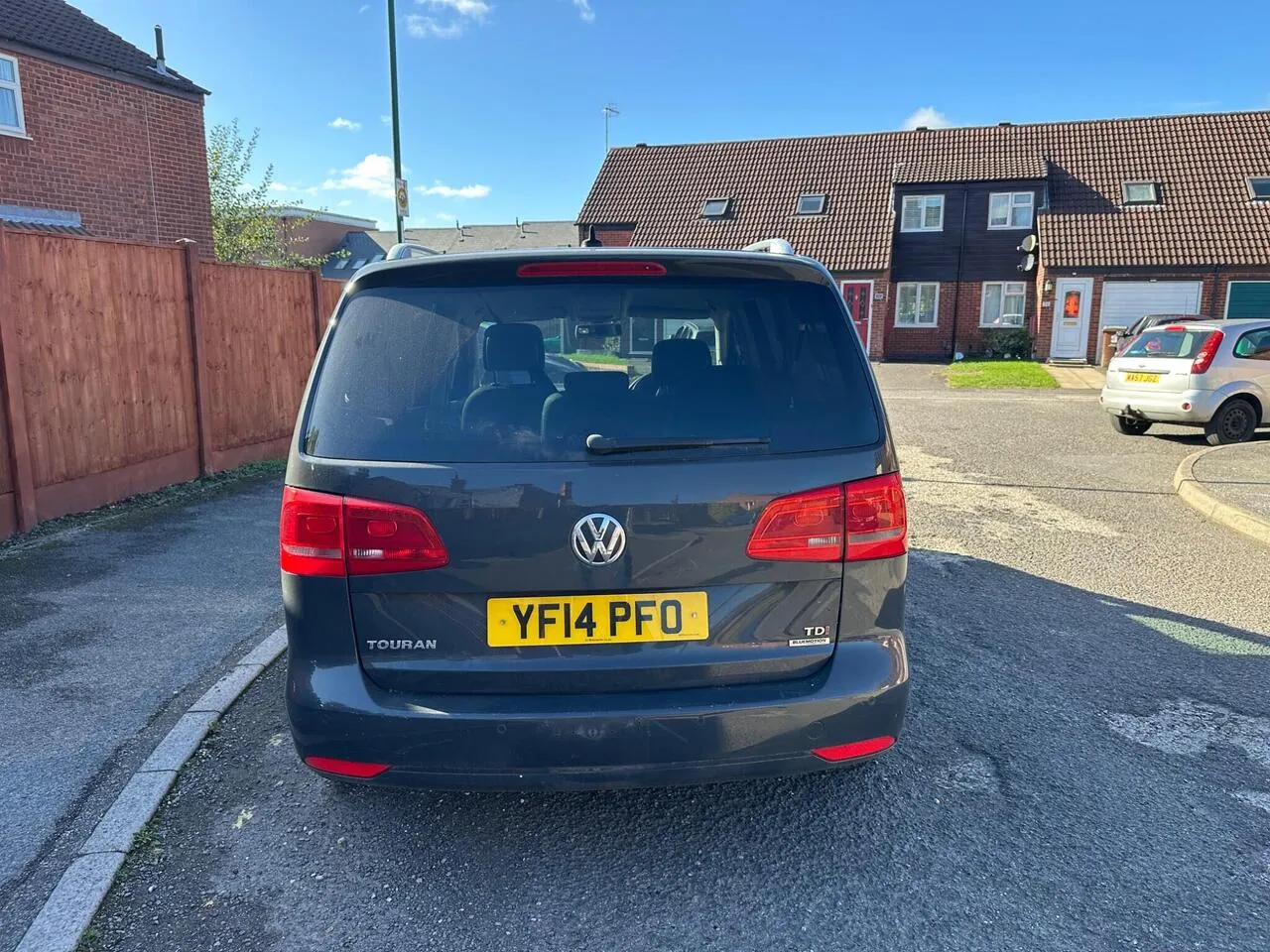 Volkswagen Touran 2014 photo 5