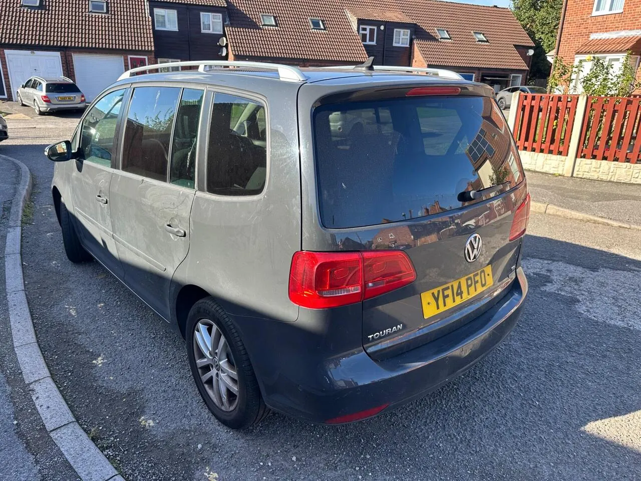 Volkswagen Touran 2014 photo 4