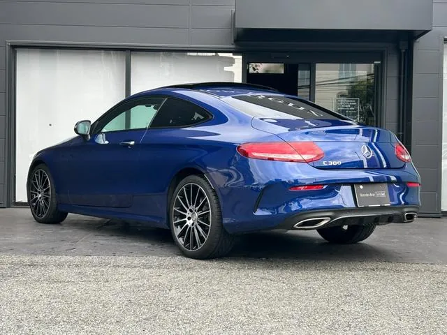 Mercedes-Benz C300 Coupe 2017 photo 4