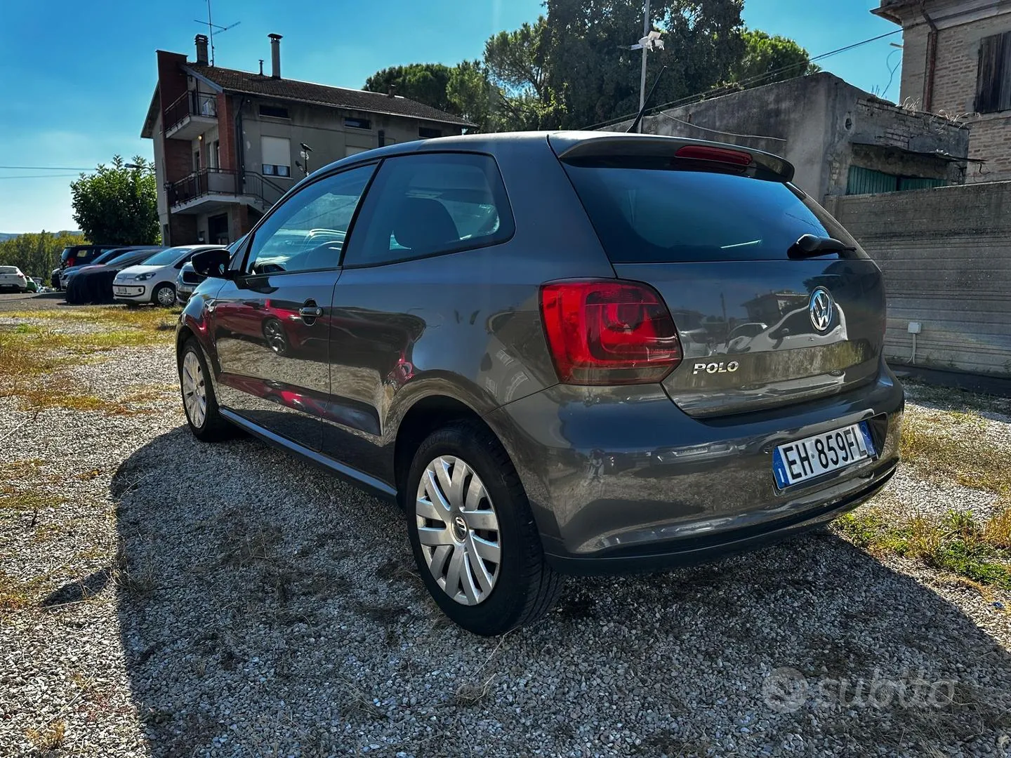 Volkswagen Polo 2011 photo 4