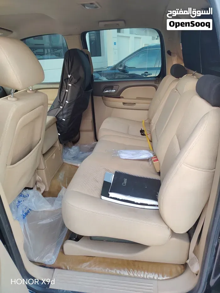 Chevrolet Avalanche 2010 photo 3