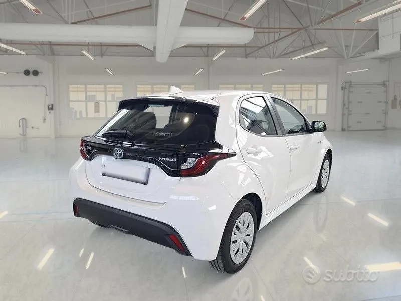 Toyota Yaris 2021 photo 4