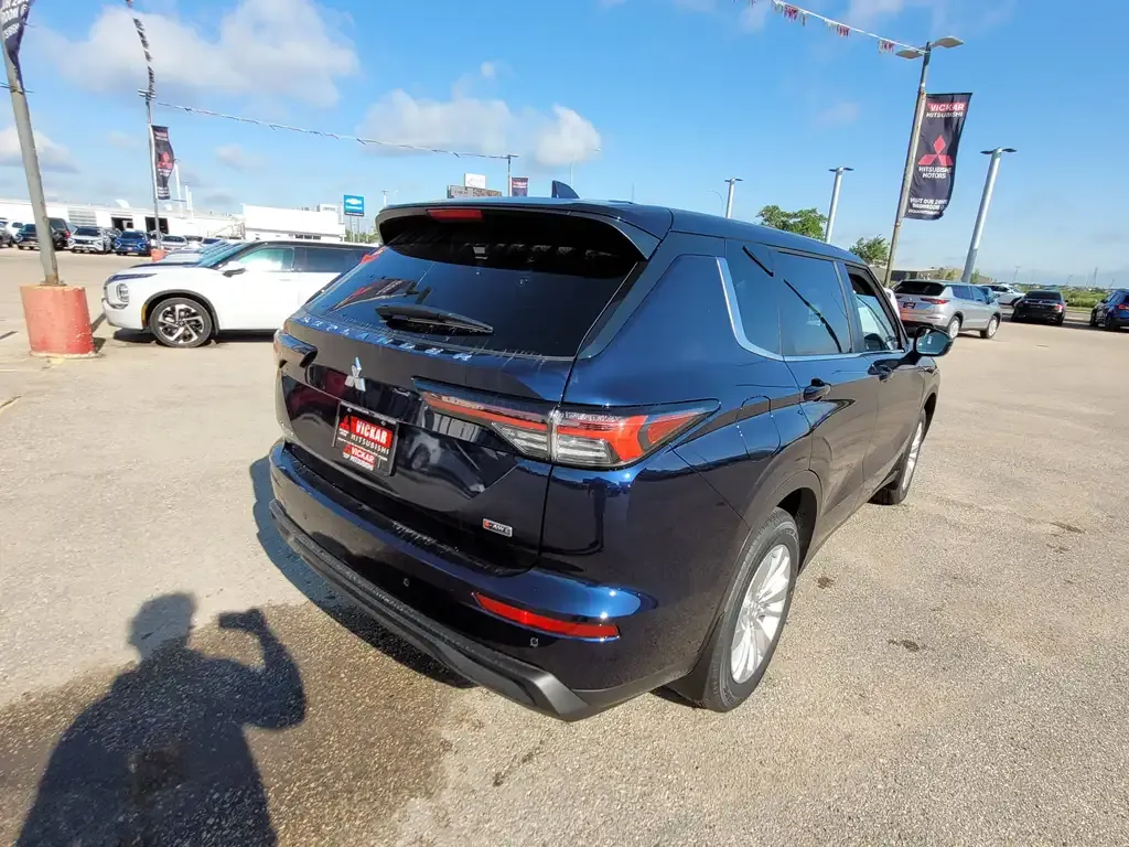 Mitsubishi Outlander 2026 photo 5