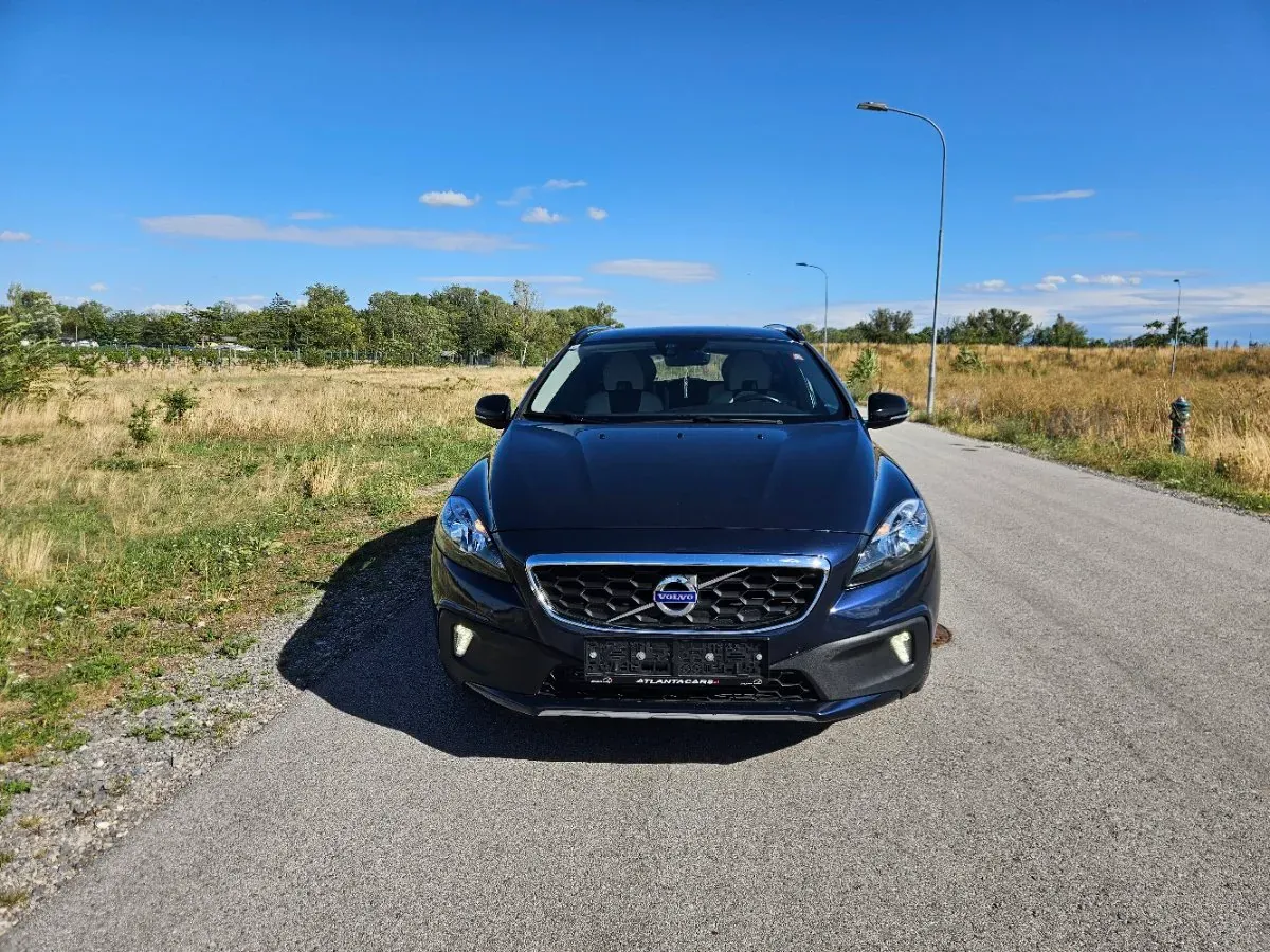 Volvo V40 2014 photo 2