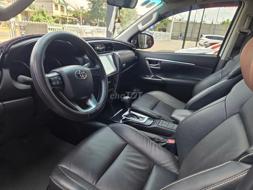 Toyota Fortuner 2024 photo 3