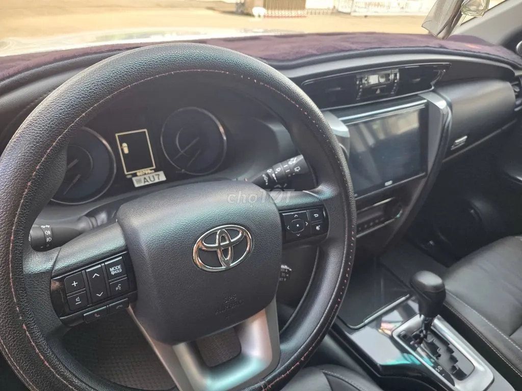 Toyota Fortuner 2024 photo 4