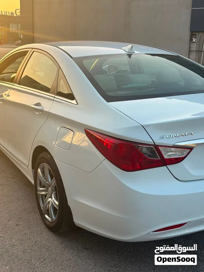Hyundai Sonata 2013 photo 4