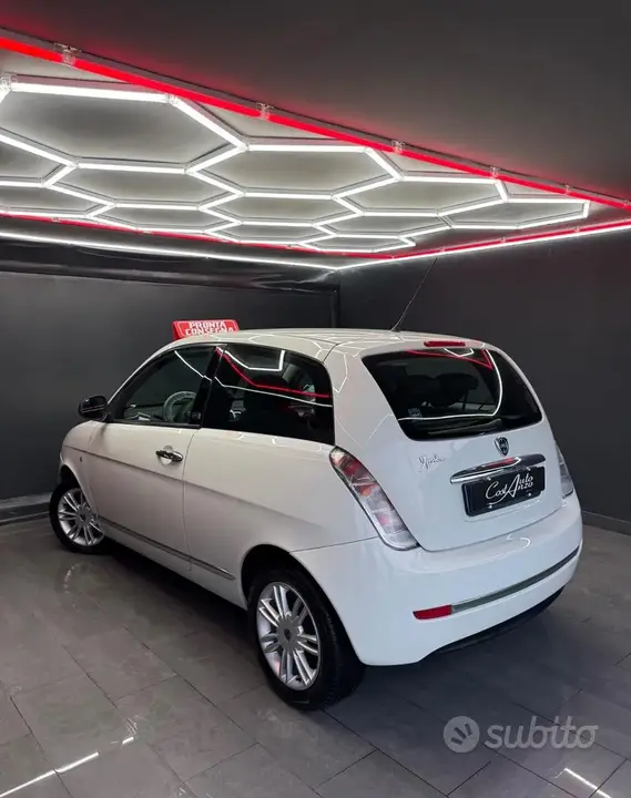 Lancia Ypsilon 2012 photo 5