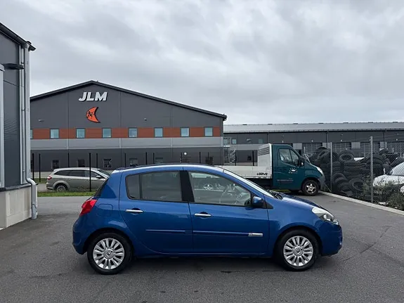 Renault Clio 2010 photo 5