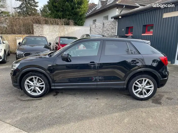 Audi Q2 2017 photo 2