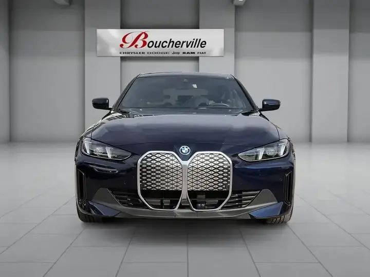 BMW I4 2025 photo 4