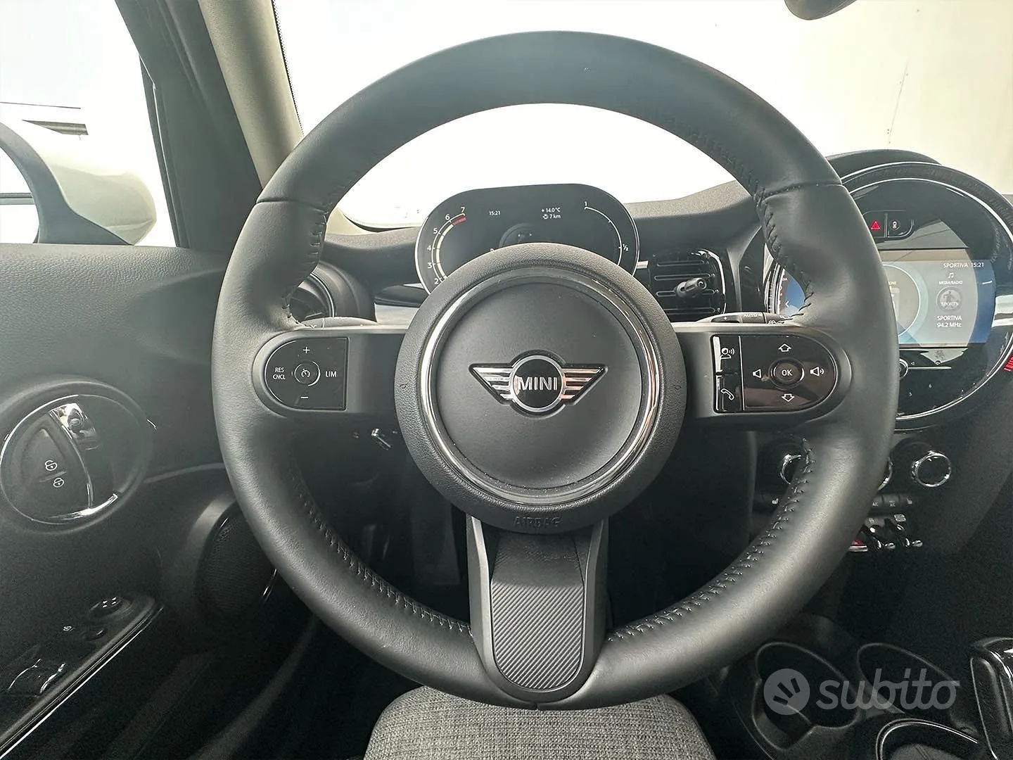 Mini Cooper 2023 photo 5