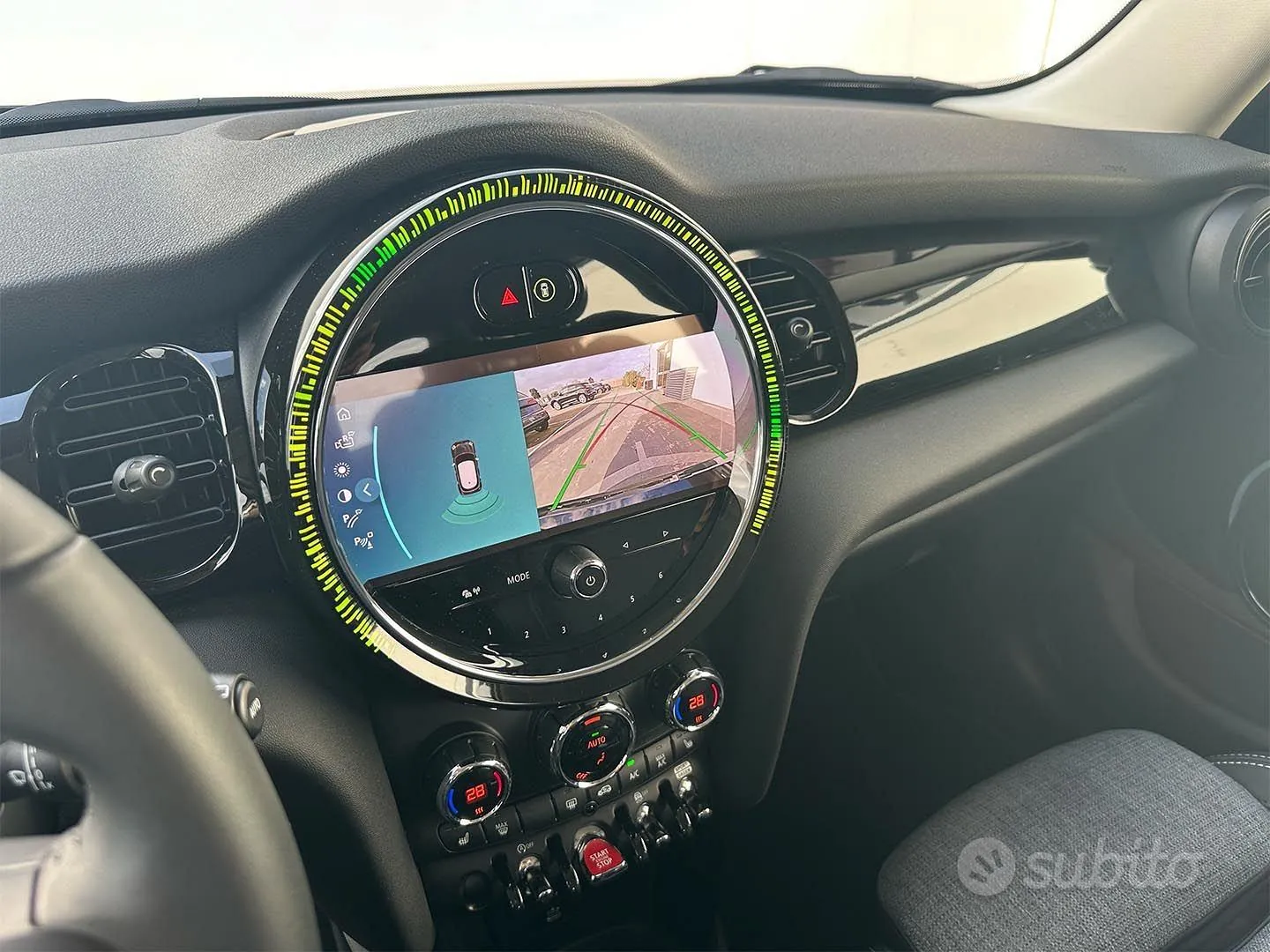 Mini Cooper 2023 photo 2