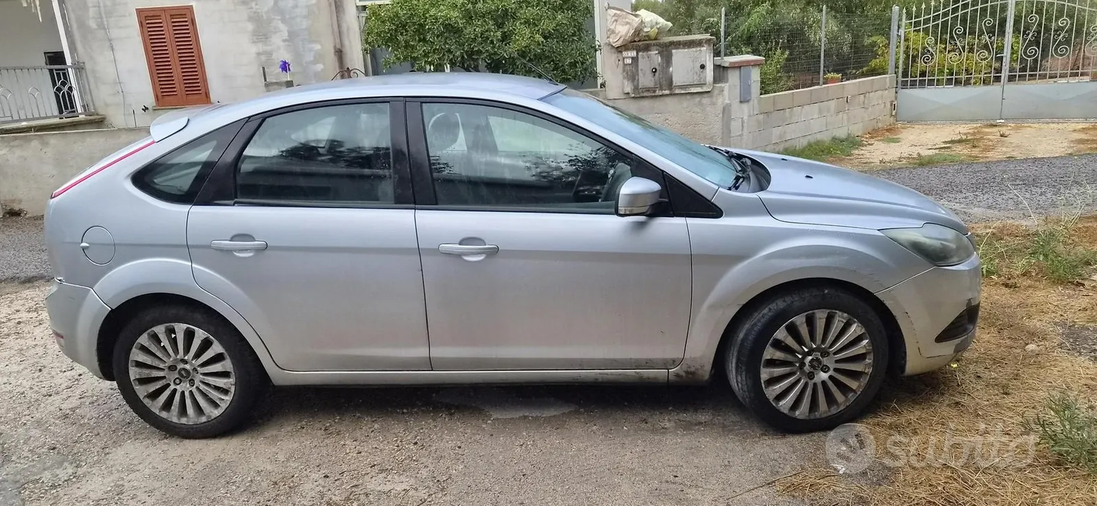 Ford Focus 2009 photo 3