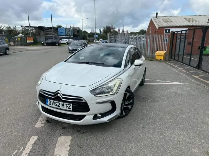 Citroen Ds5 2012 photo 2
