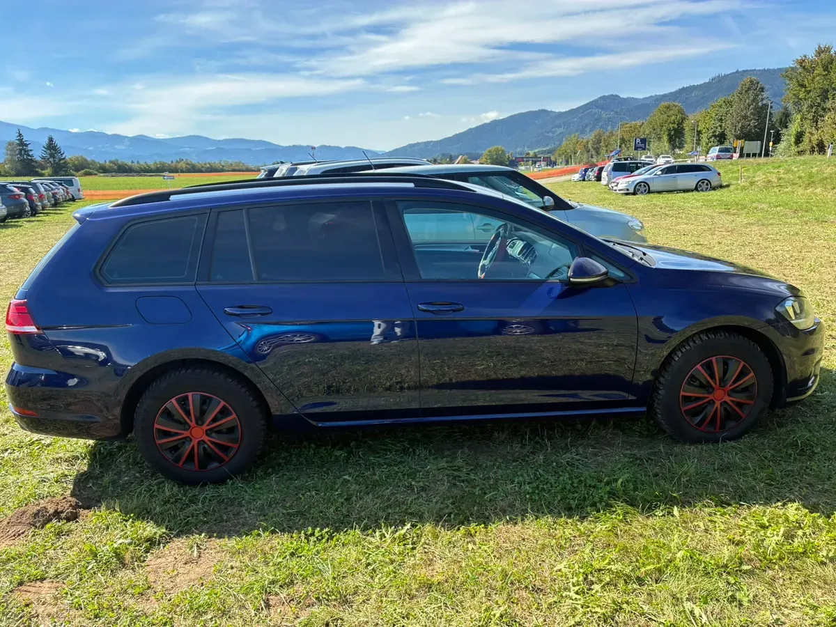 Volkswagen Golf 2018 photo 2