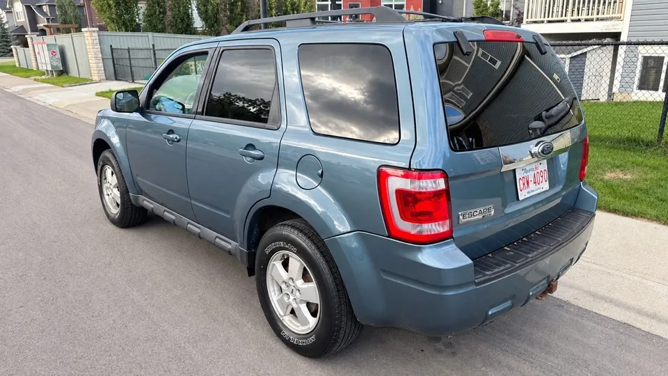 Ford Escape 2012 photo 4