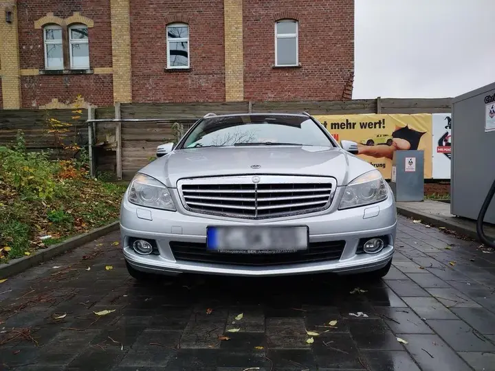 Mercedes-Benz C180