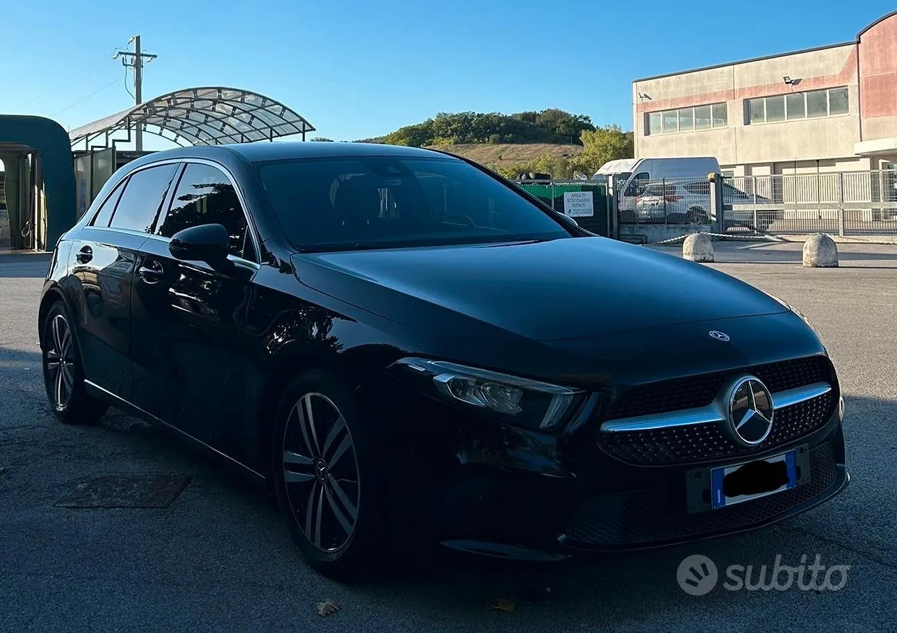 Mercedes-Benz A-Class 2022 photo 3