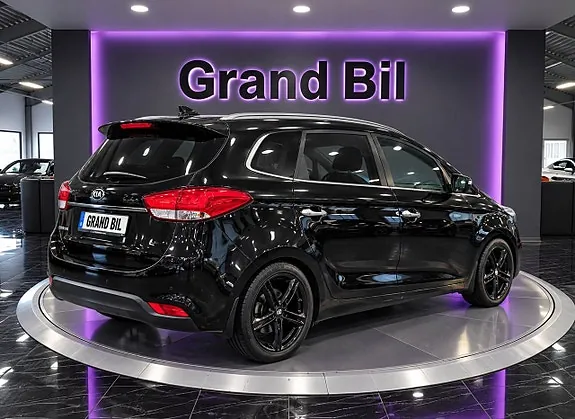 Kia Carens 2015 photo 4