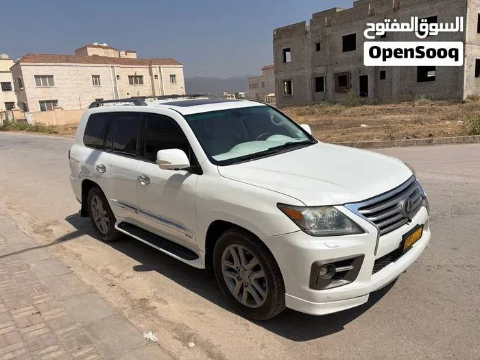 Lexus Lx 2010 photo 3