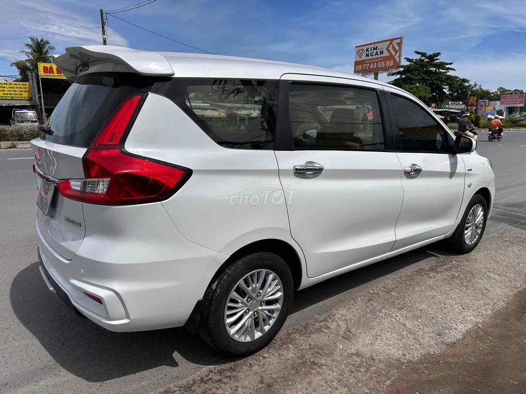 Suzuki Ertiga 2021 photo 5