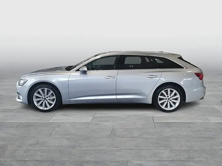 Audi A6 Avant 2023 photo 2