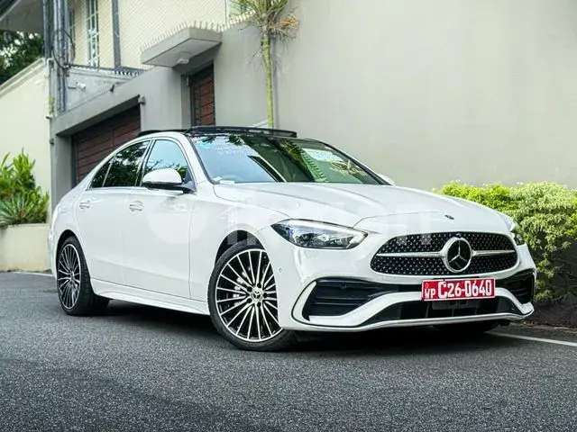 Mercedes-Benz C200