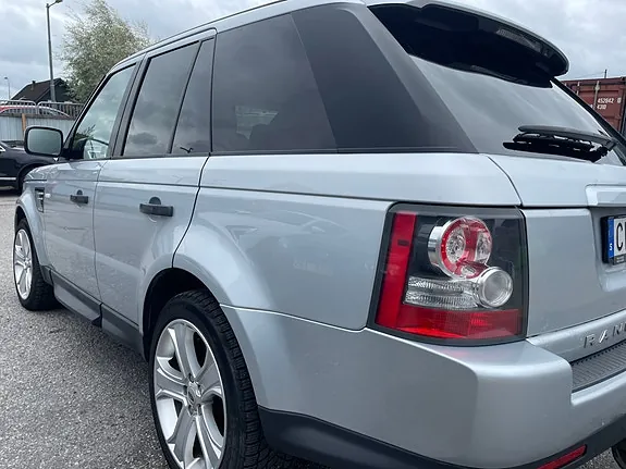 Land Rover Range Rover Sport 2011 photo 3