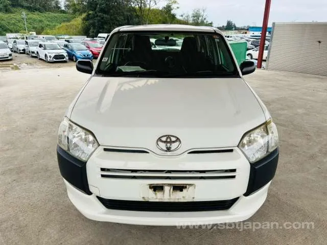 Toyota Succeed Van 2015 photo 5
